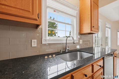12 Tarragon Drive East Hampton CT 06424
