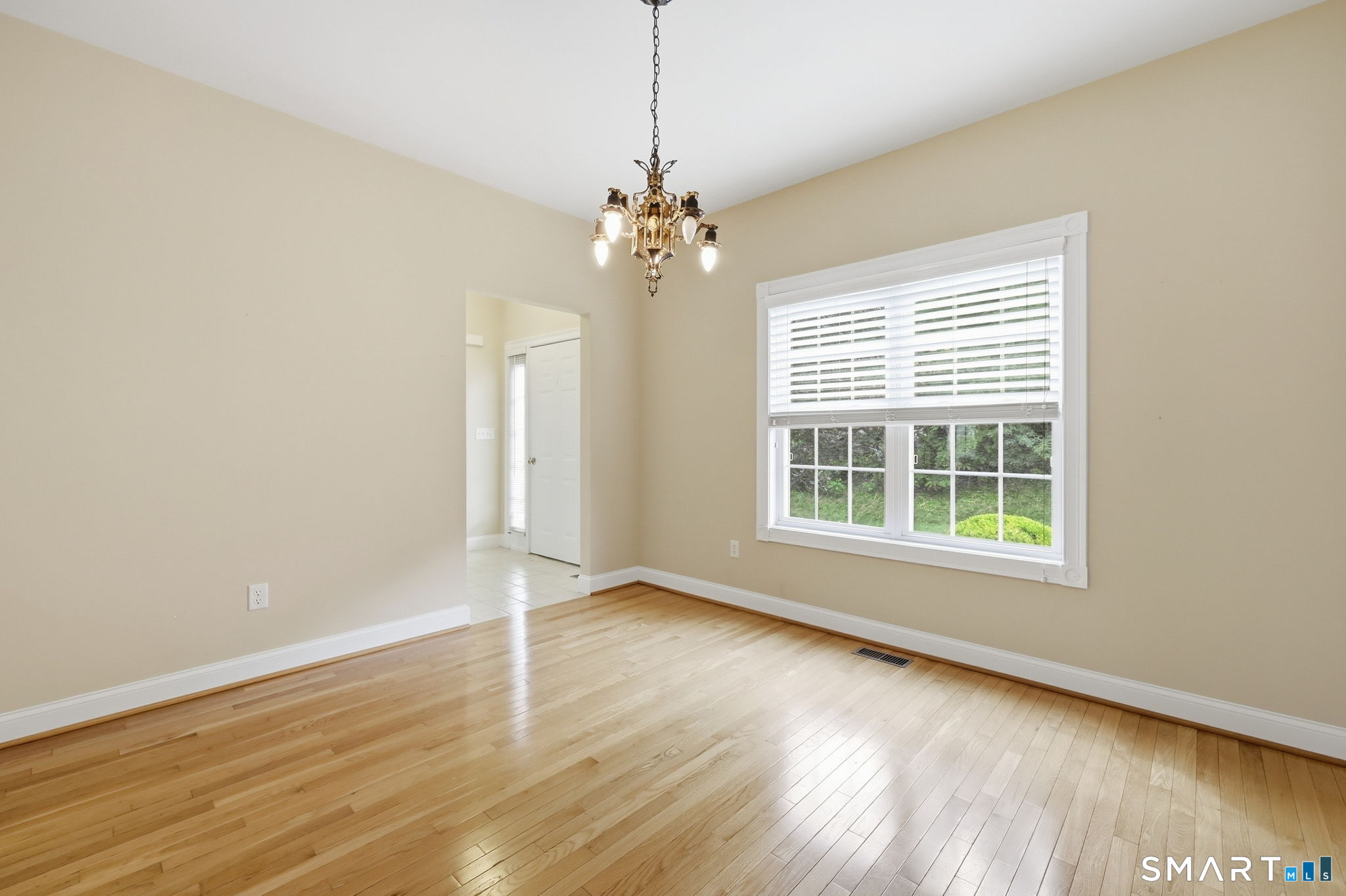 12 Tarragon Drive East Hampton CT 06424
