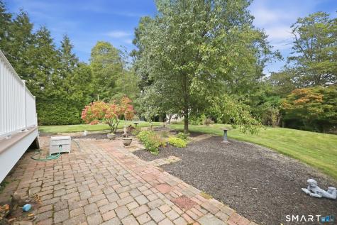 12 Tarragon Drive East Hampton CT 06424