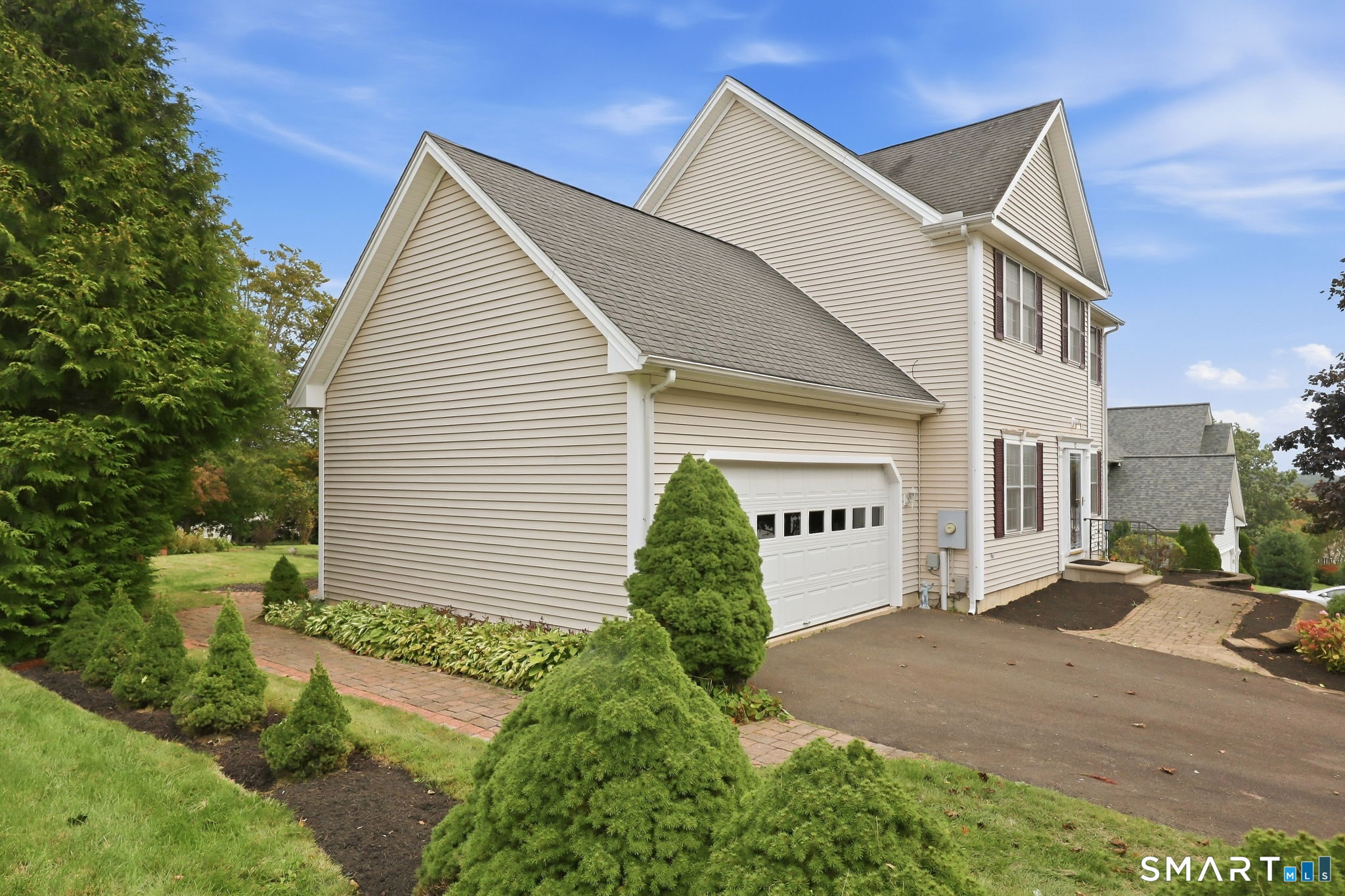 12 Tarragon Drive East Hampton CT 06424