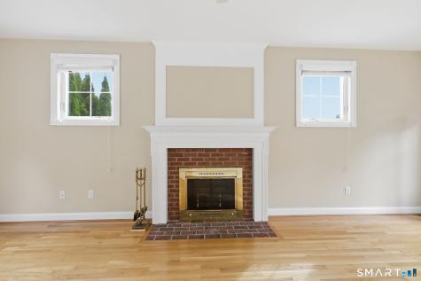 12 Tarragon Drive East Hampton CT 06424