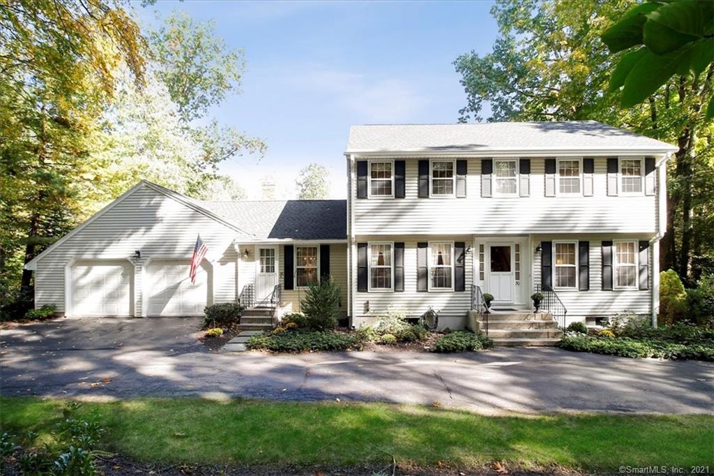 30 Cotswold Way Avon CT 06001