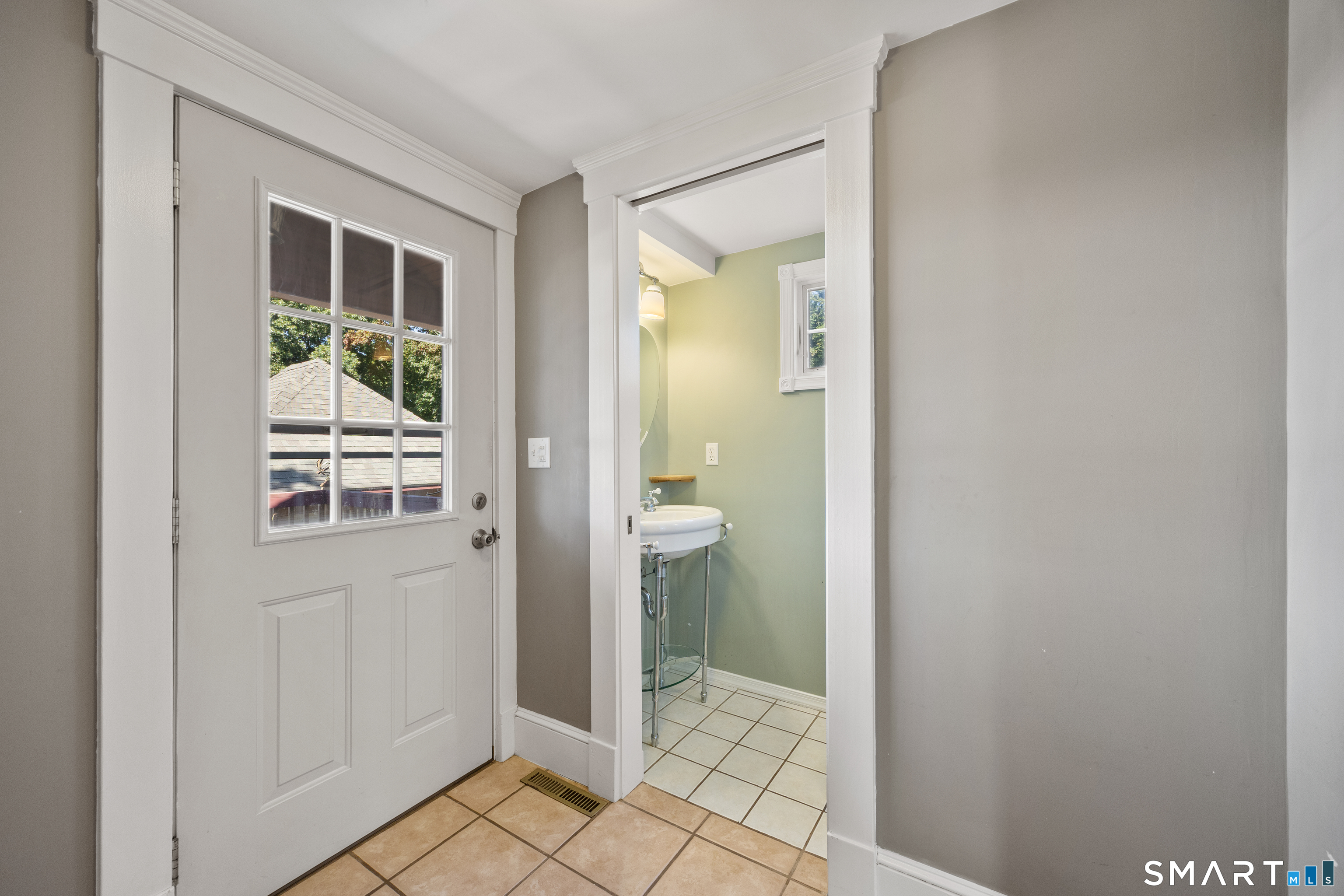 116 Laurel Street East Haven CT 06512