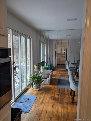 28 Powder Horn Road Norwalk CT 06850