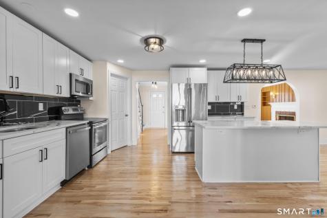 48 Lardner Road Bristol CT 06010