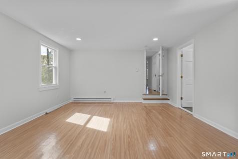 48 Lardner Road Bristol CT 06010