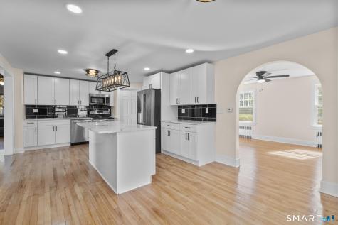 48 Lardner Road Bristol CT 06010