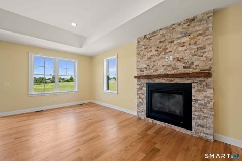 290 Gardner Street Manchester CT 06040