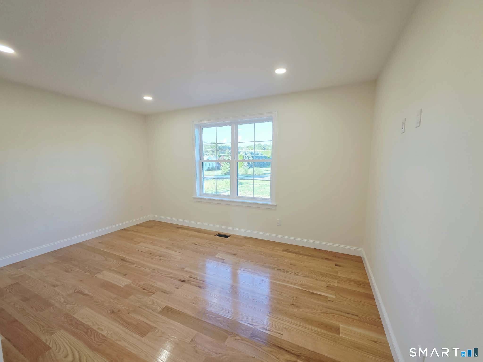 290 Gardner Street Manchester CT 06040