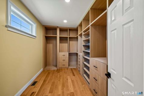 290 Gardner Street Manchester CT 06040