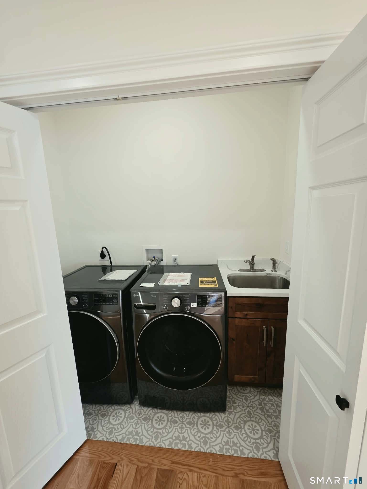 290 Gardner Street Manchester CT 06040