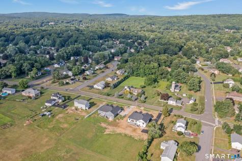 290 Gardner Street Manchester CT 06040