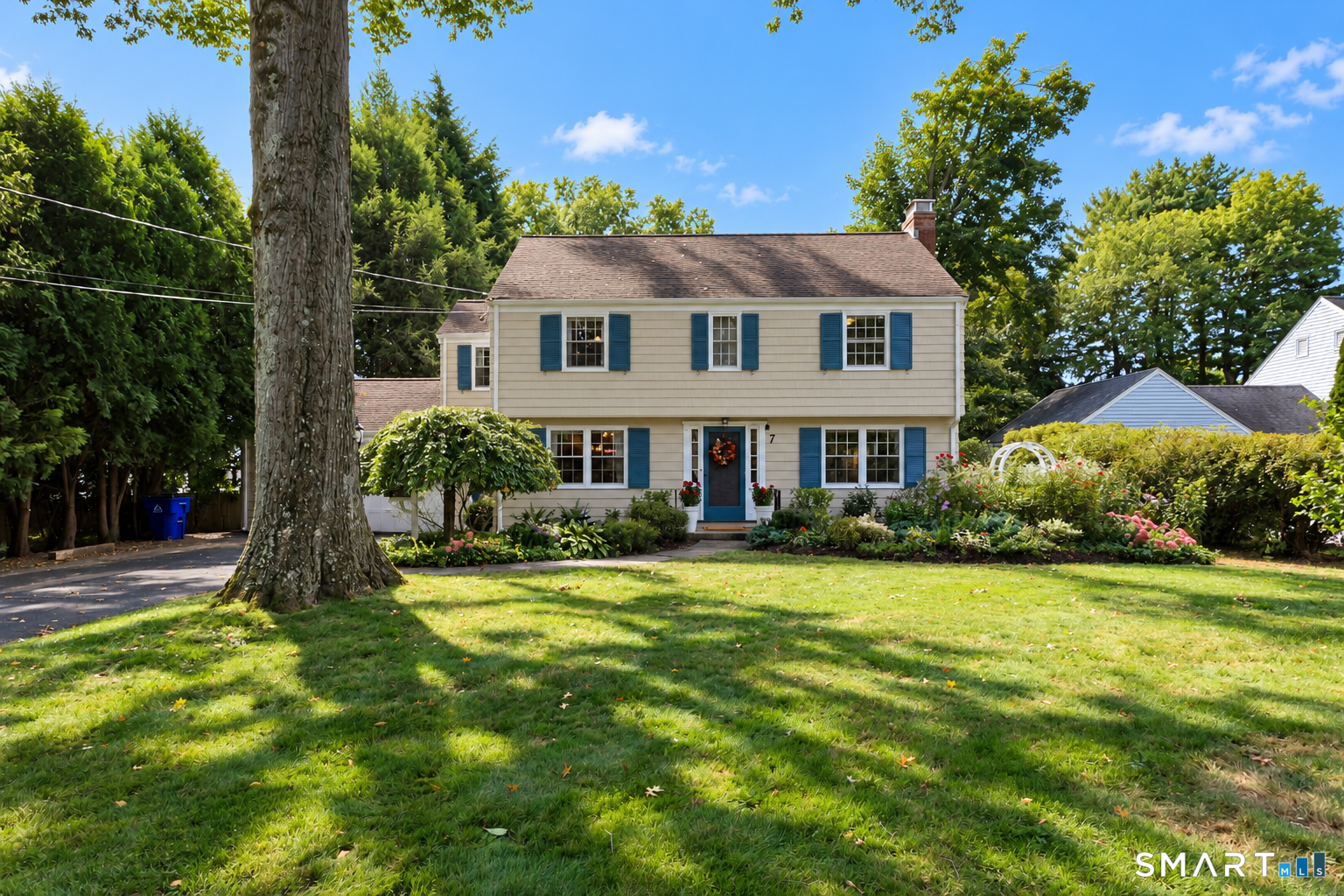 7 Braintree Drive West Hartford CT 06117