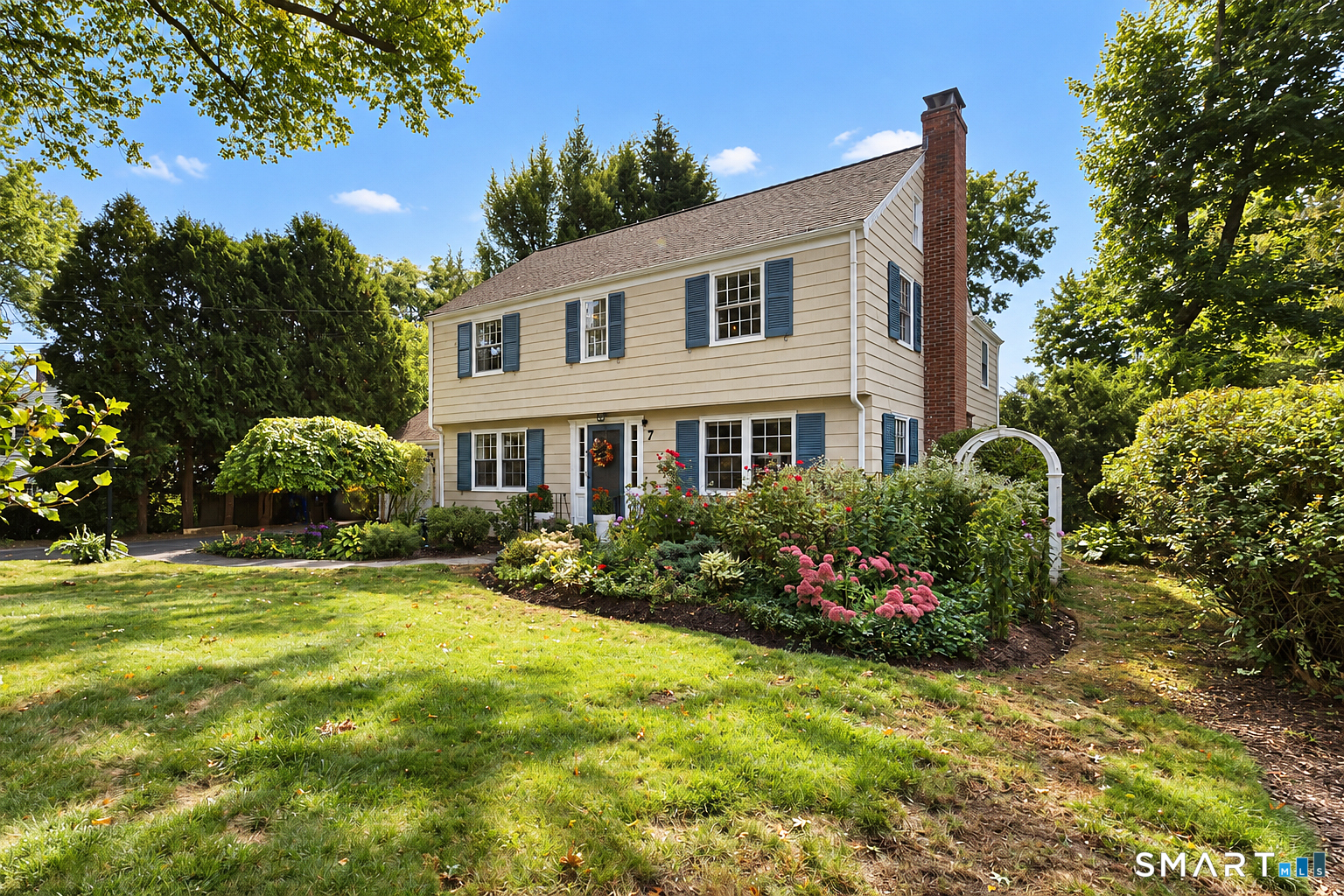 7 Braintree Drive West Hartford CT 06117