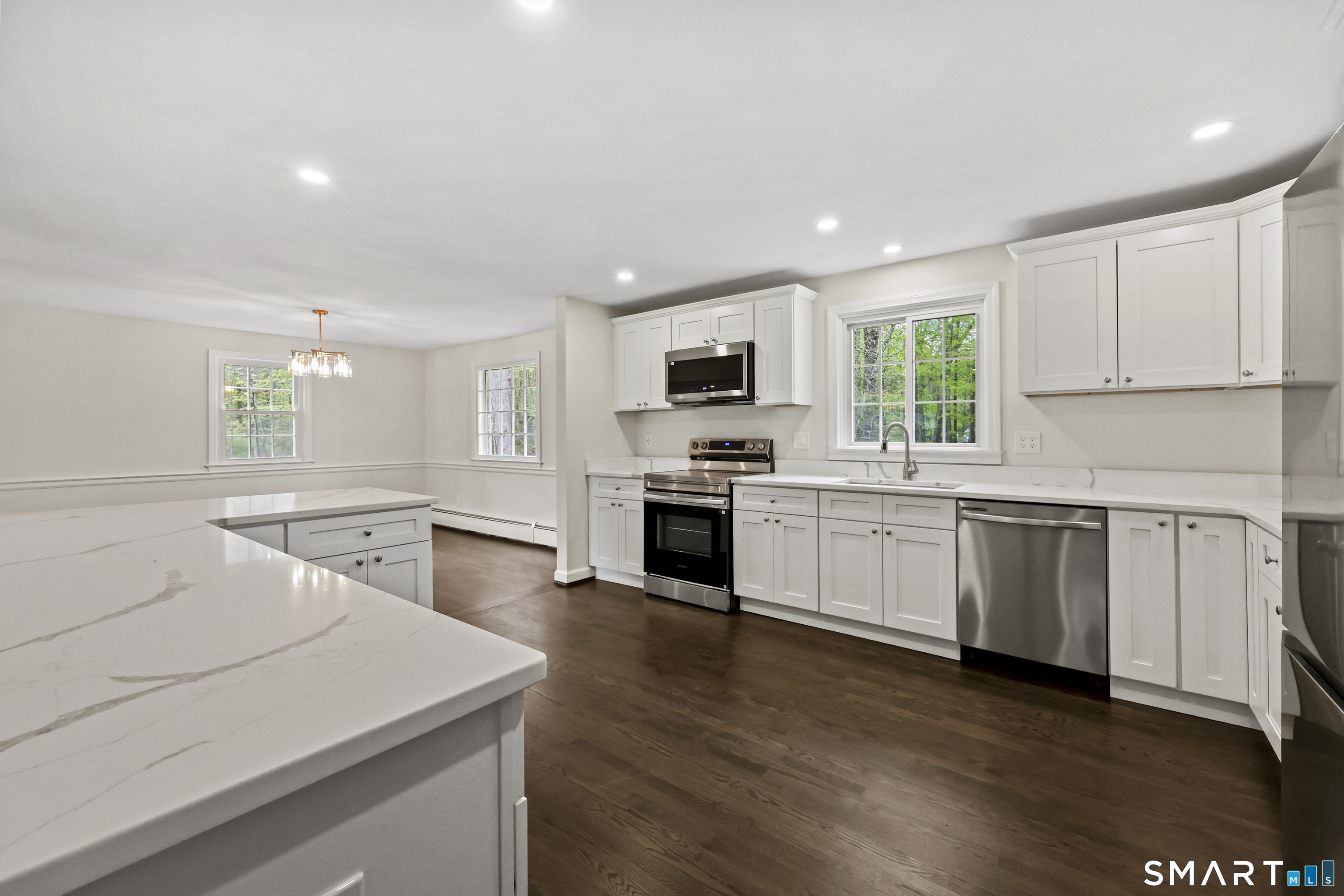 6 Stockade Road Simsbury CT 06092