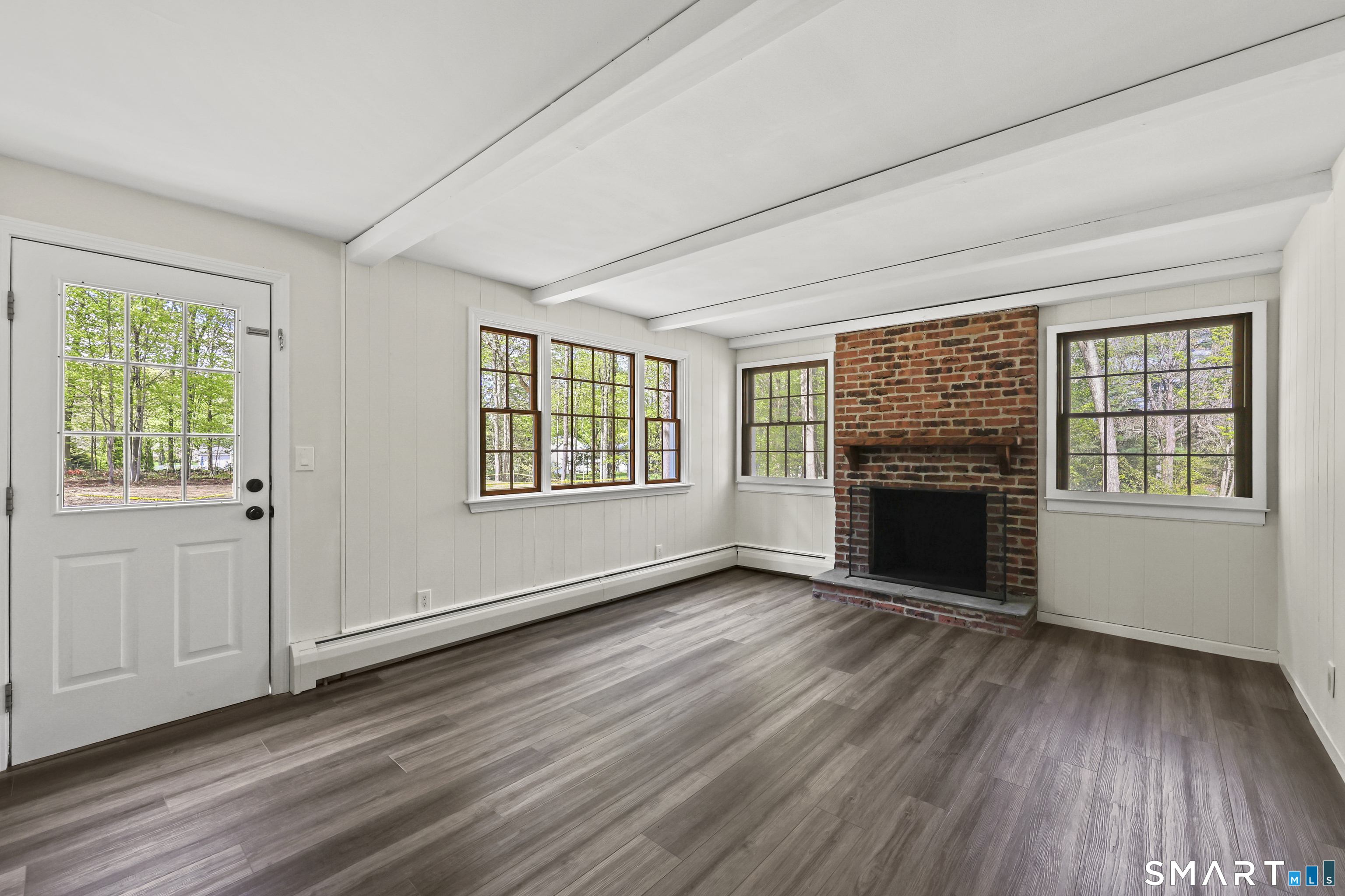 6 Stockade Road Simsbury CT 06092