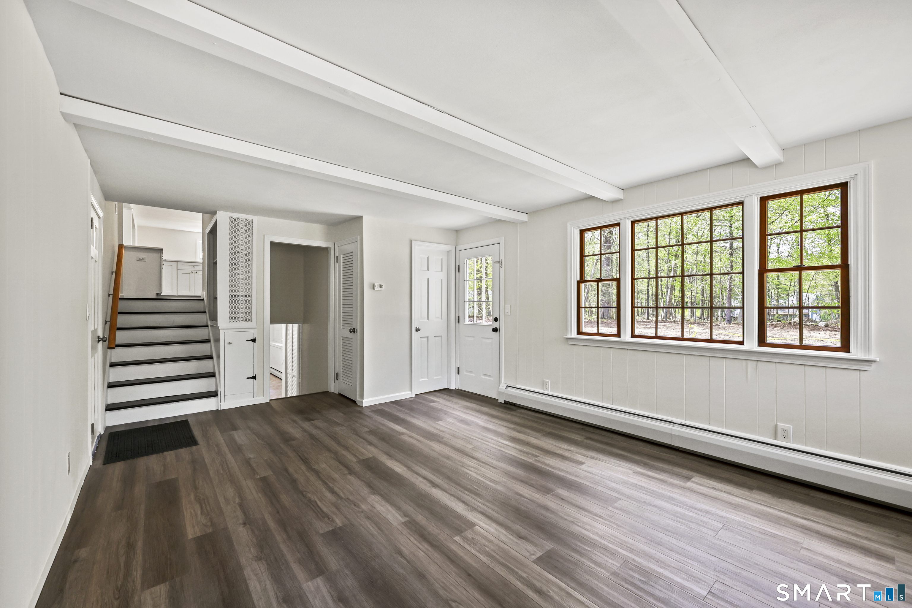 6 Stockade Road Simsbury CT 06092