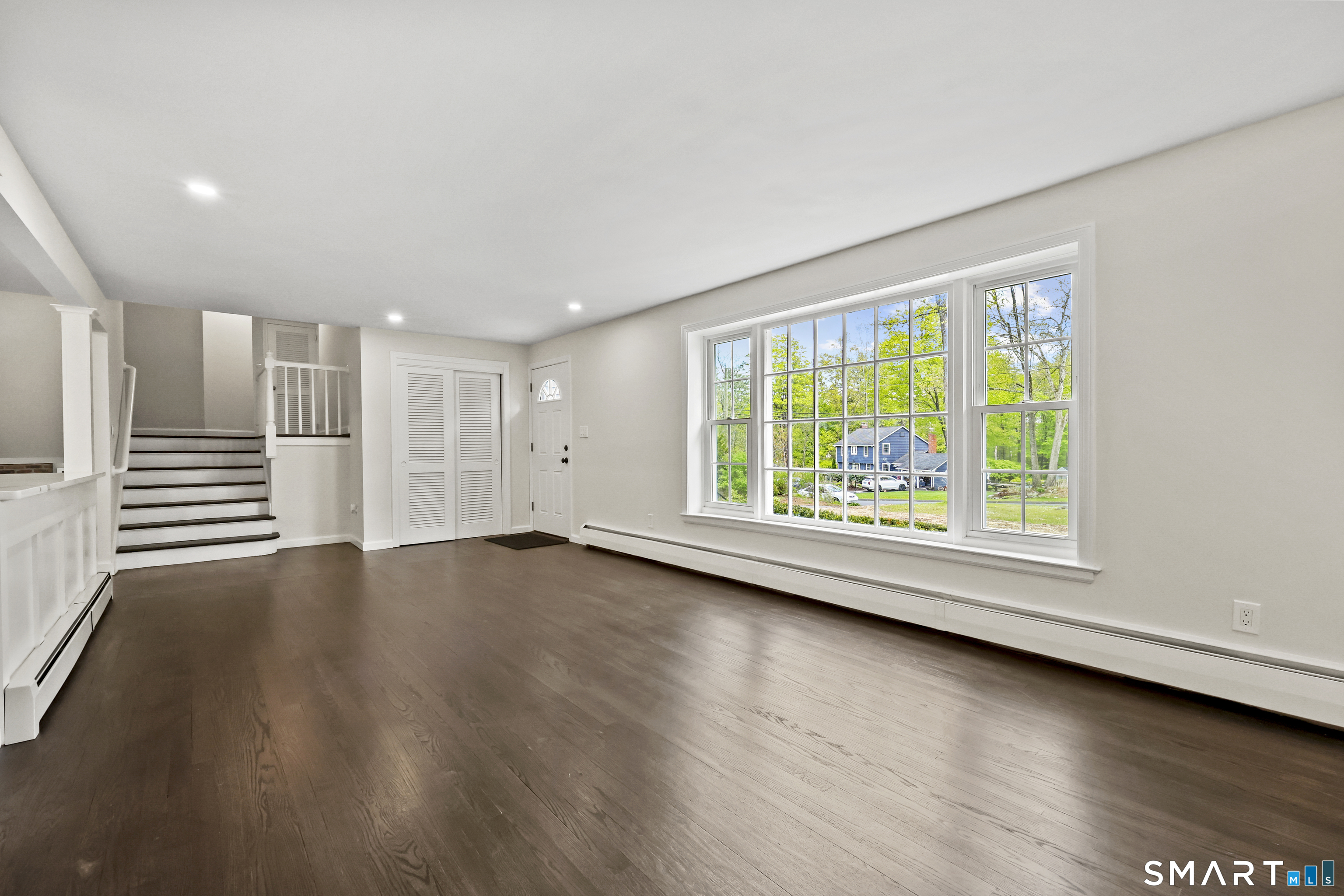 6 Stockade Road Simsbury CT 06092
