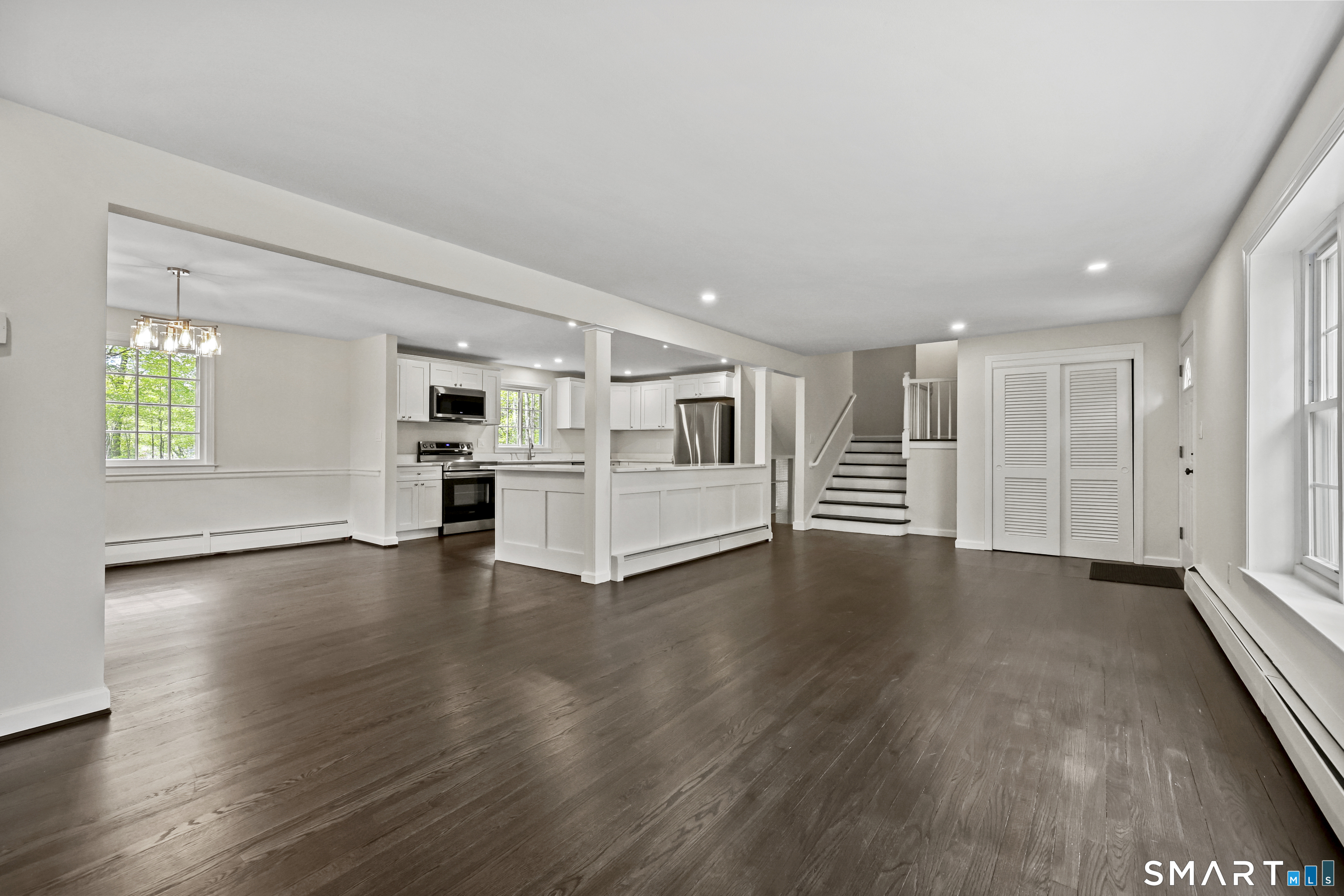 6 Stockade Road Simsbury CT 06092