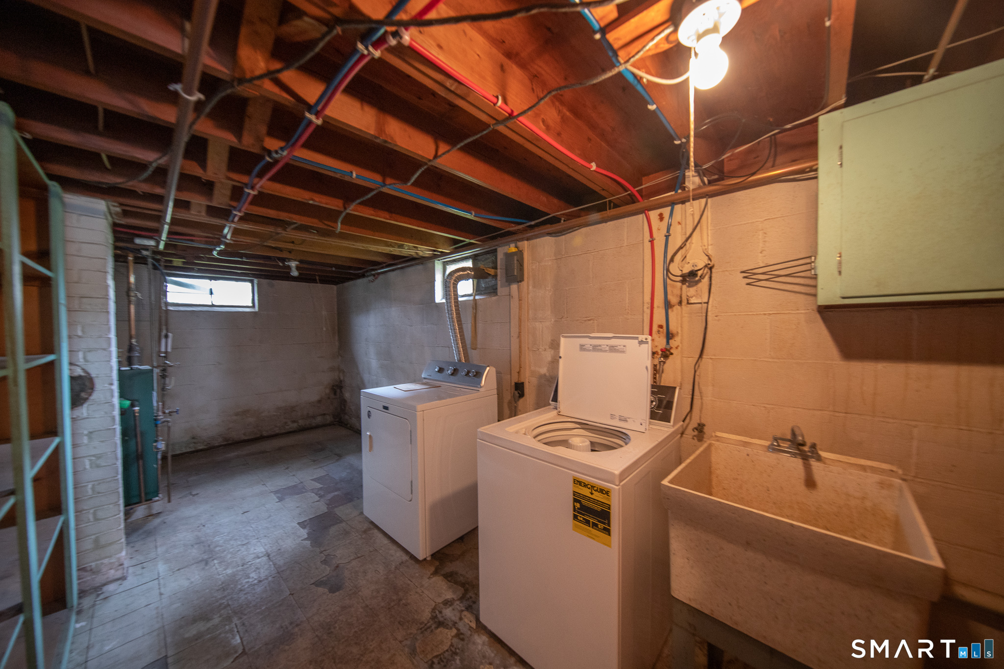 46 Park Avenue Montville CT 06382