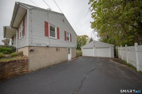 46 Park Avenue Montville CT 06382