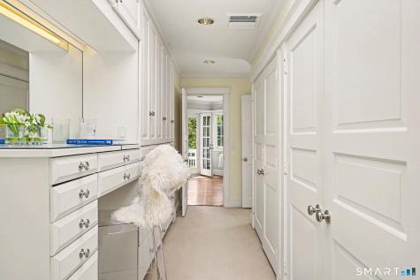 537 Oenoke Ridge New Canaan CT 06840