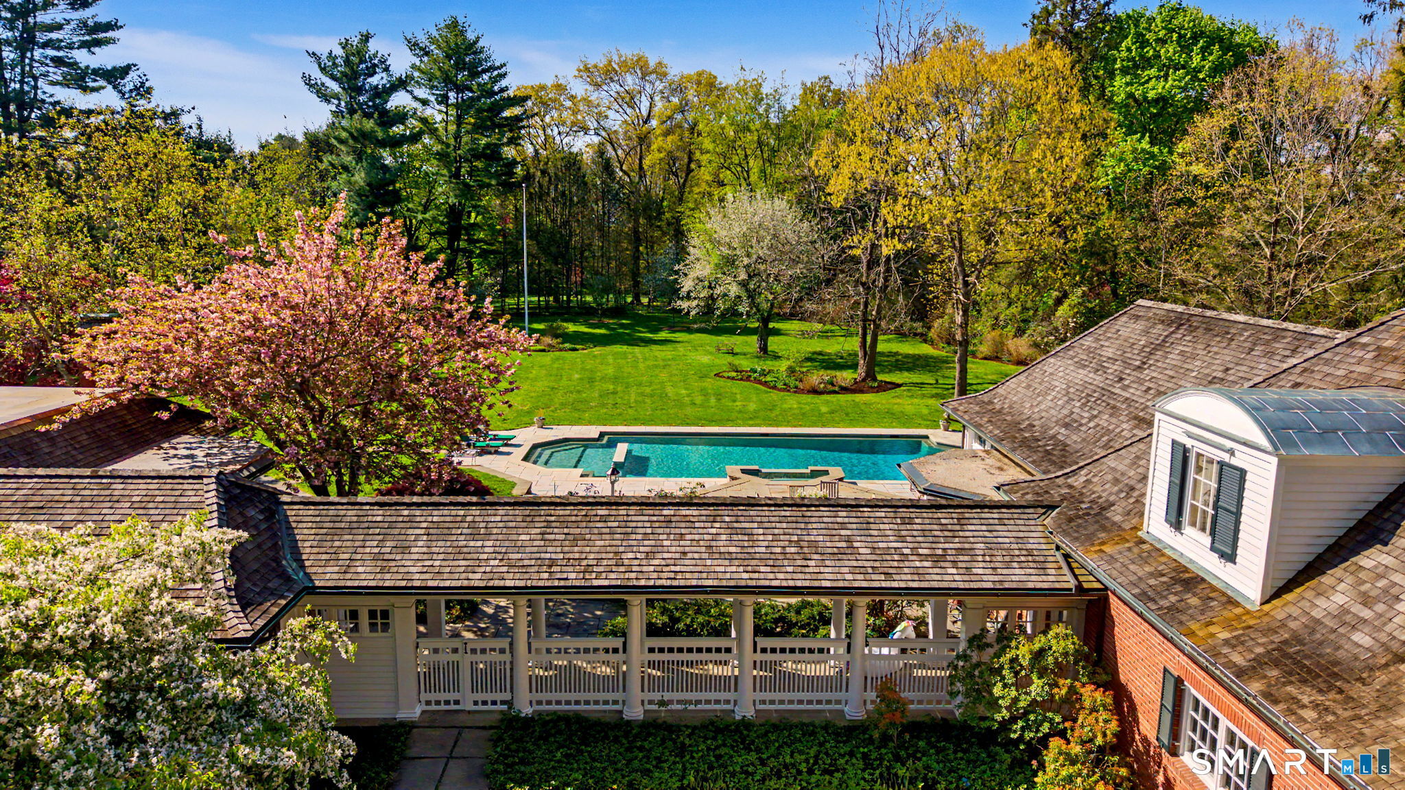 537 Oenoke Ridge New Canaan CT 06840