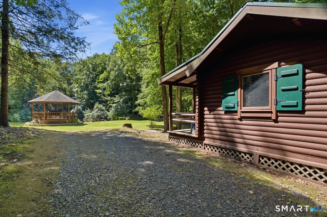 369 Saybrook Road Haddam CT 06441