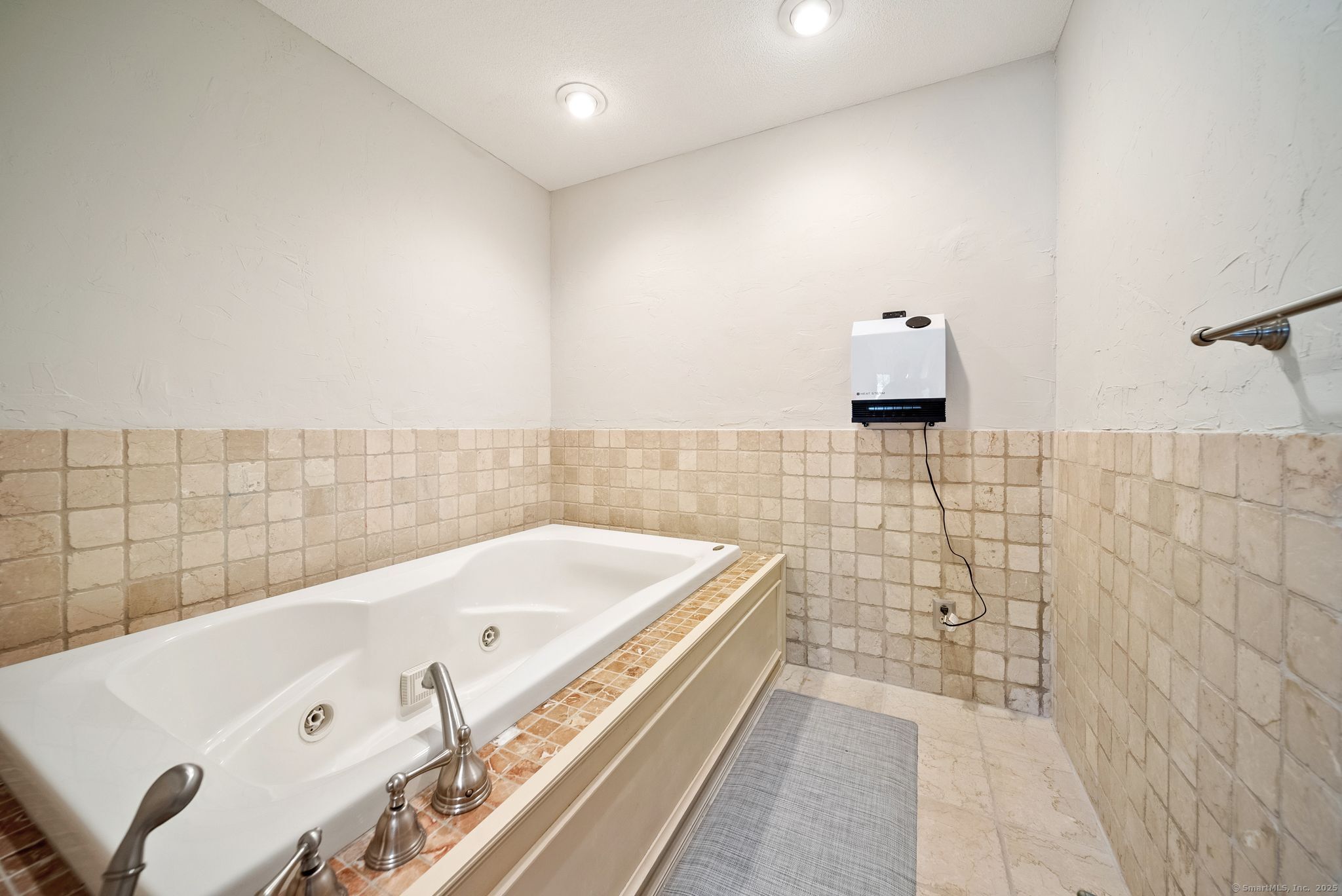 39 Pheasant Hill Drive West Hartford CT 06107