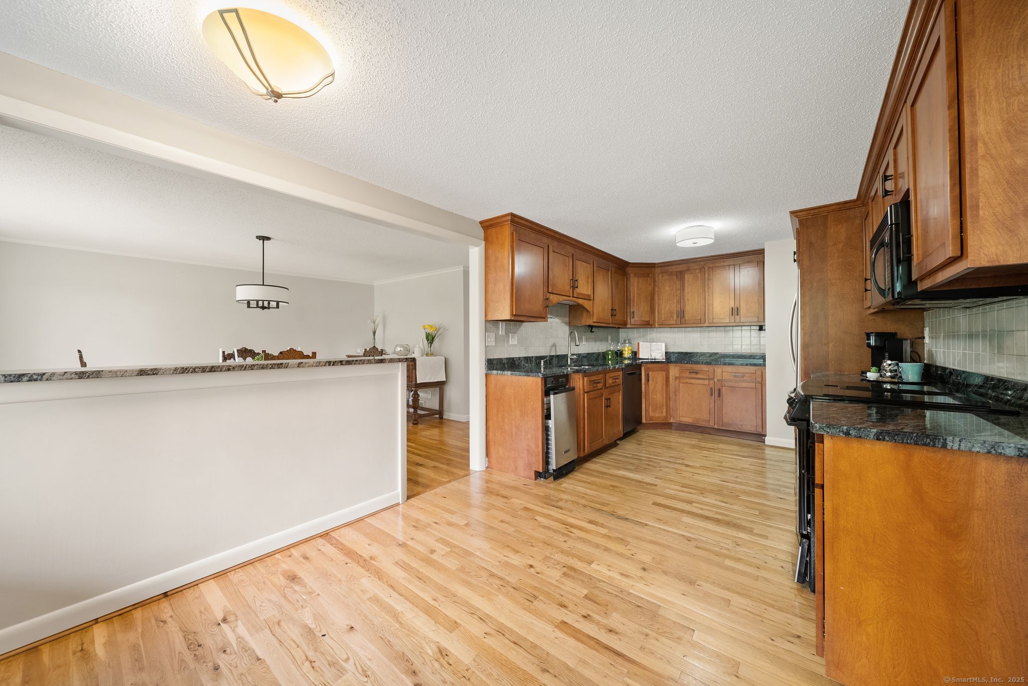 39 Pheasant Hill Drive West Hartford CT 06107