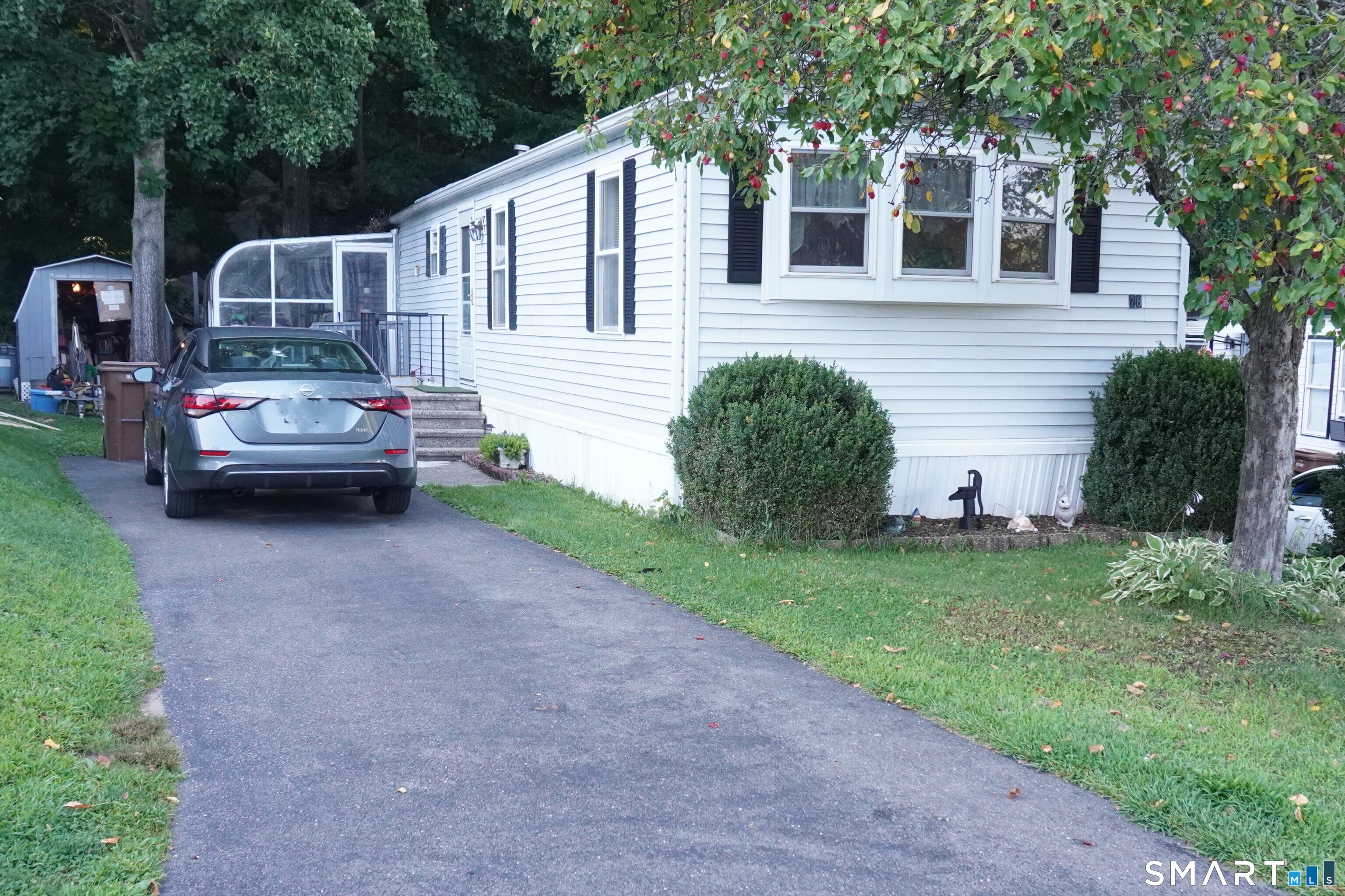 28 Woodland Park Shelton CT 06484