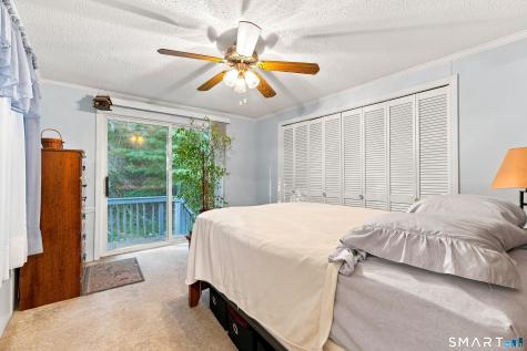 28 Woodland Park Shelton CT 06484