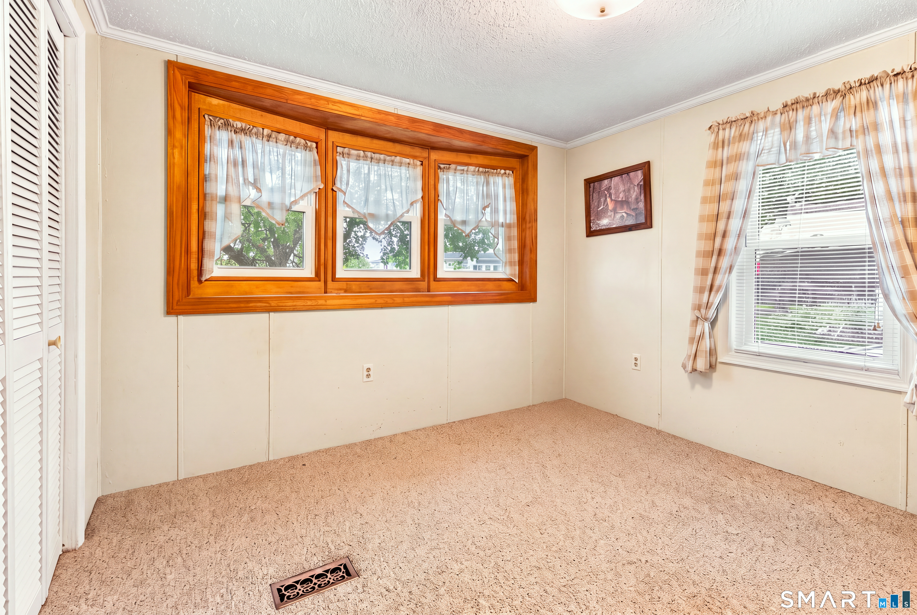 28 Woodland Park Shelton CT 06484
