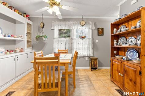 28 Woodland Park Shelton CT 06484
