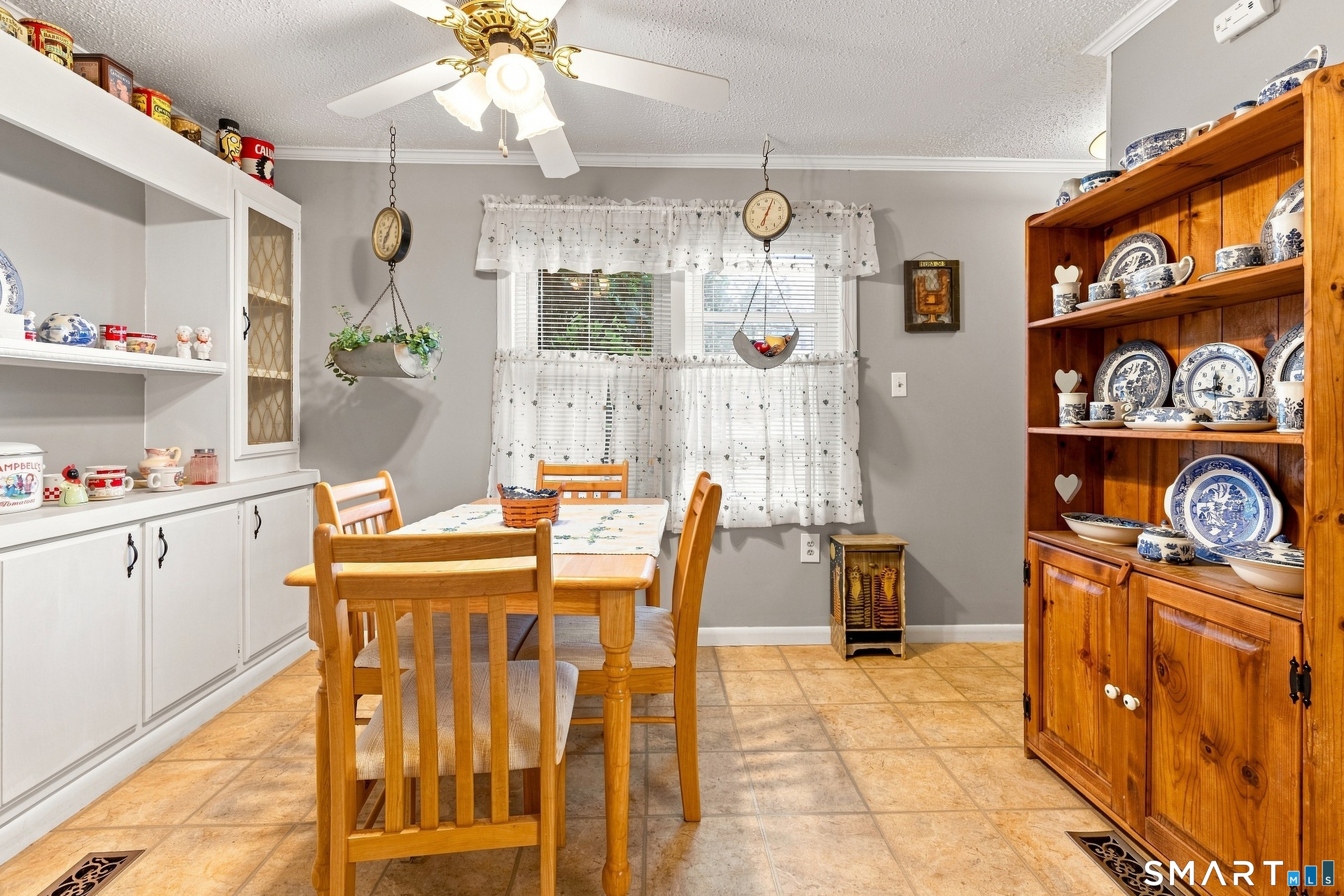 28 Woodland Park Shelton CT 06484