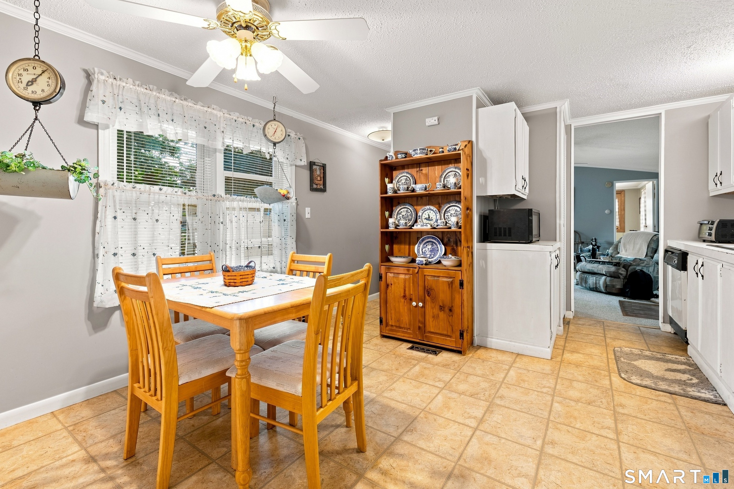 28 Woodland Park Shelton CT 06484