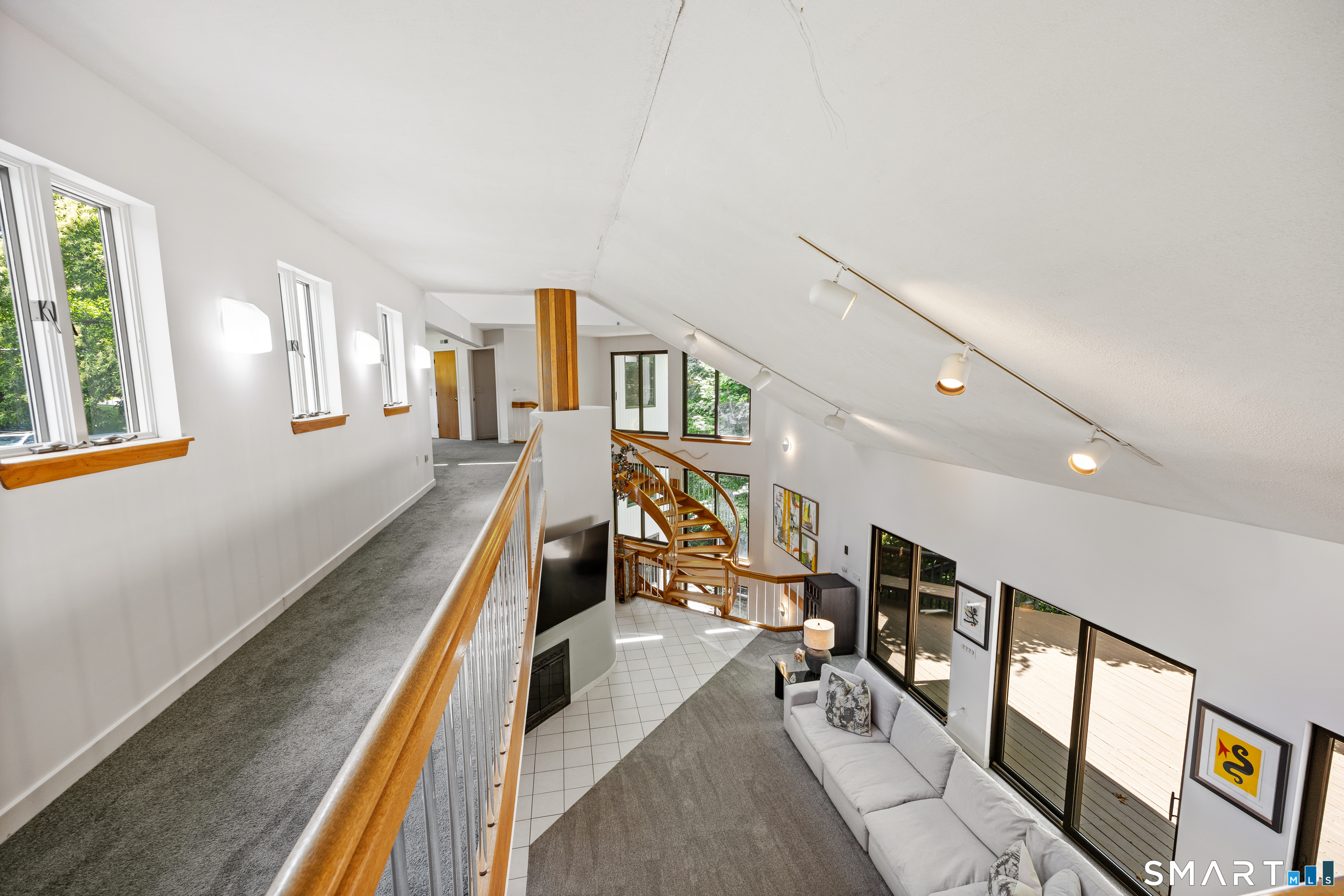 25 Surrey Drive Cheshire CT 06410