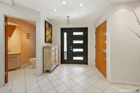 25 Surrey Drive Cheshire CT 06410