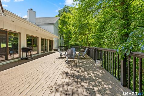 25 Surrey Drive Cheshire CT 06410