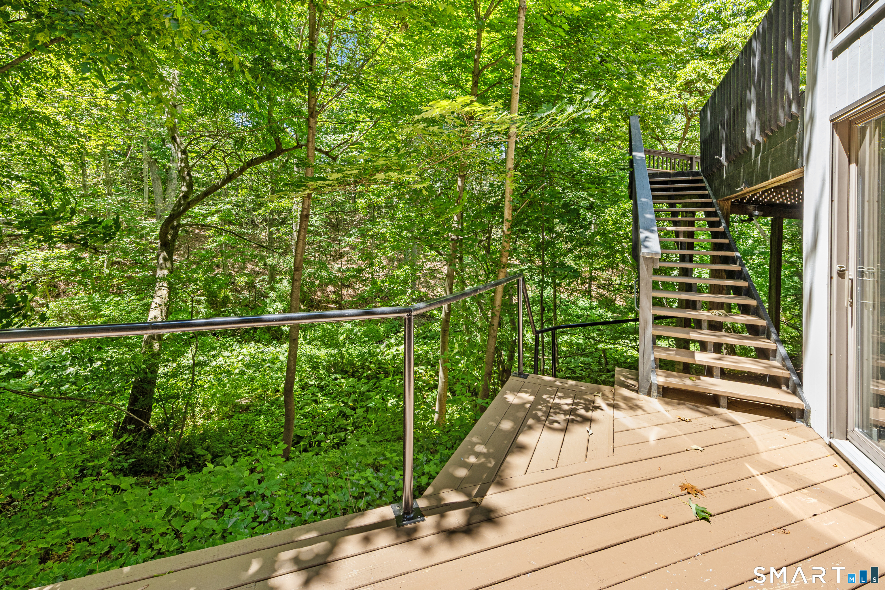 25 Surrey Drive Cheshire CT 06410