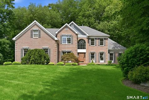 4 Whitewood Road Newtown CT 06470