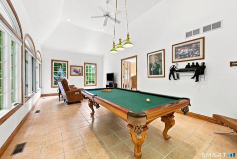 4 Whitewood Road Newtown CT 06470