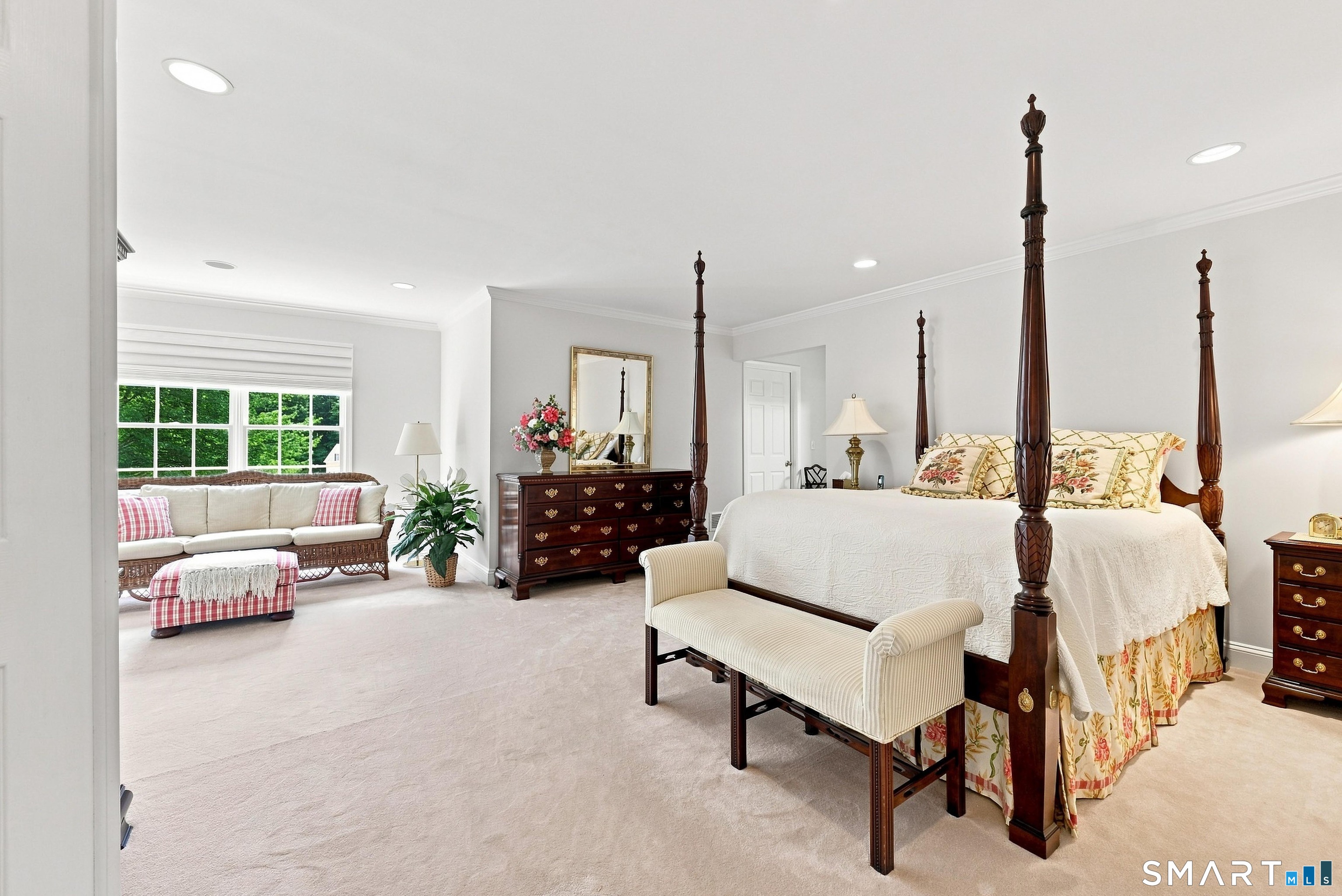 4 Whitewood Road Newtown CT 06470