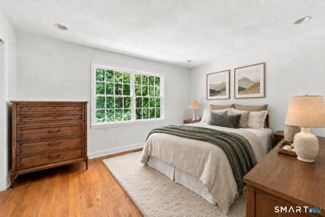 4 Whitewood Road Newtown CT 06470