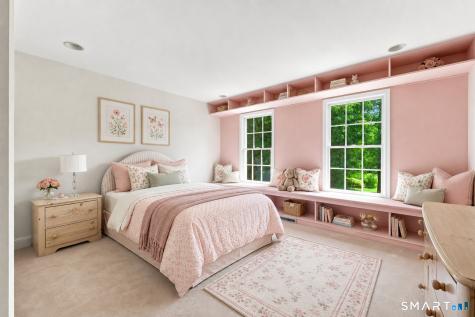4 Whitewood Road Newtown CT 06470