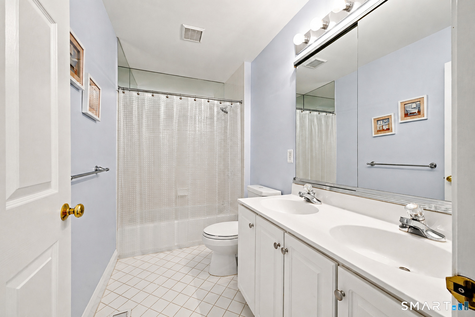 4 Whitewood Road Newtown CT 06470