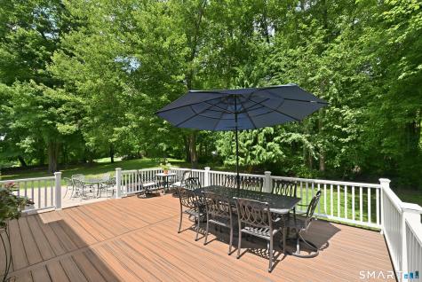 4 Whitewood Road Newtown CT 06470