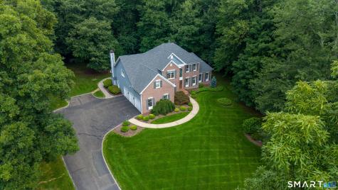 4 Whitewood Road Newtown CT 06470