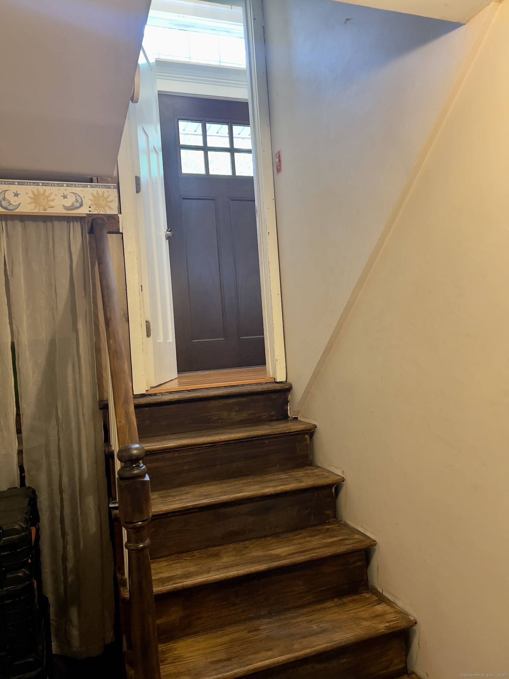 61 Litchfield Road Farmington CT 06085