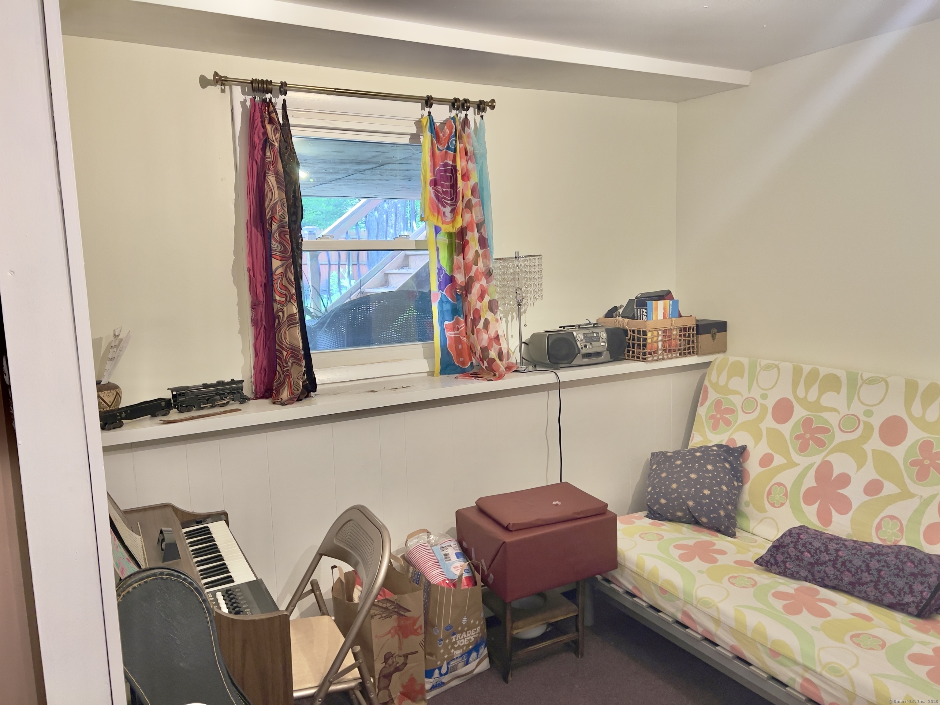 61 Litchfield Road Farmington CT 06085